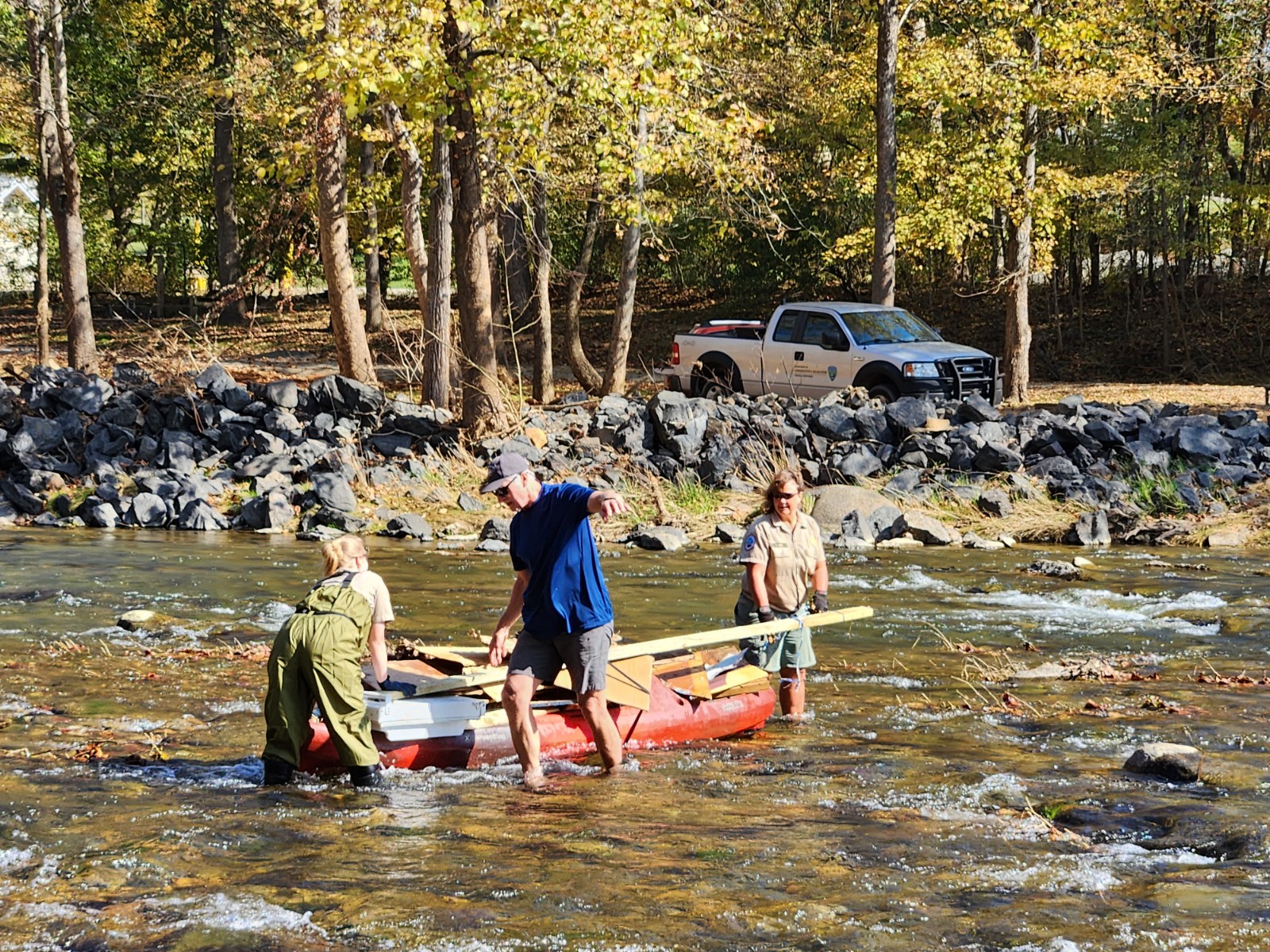新河步道州立公园海伦清理