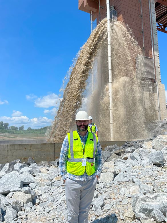 贾斯汀·迪尔 (Justin Deel) 在科布斯溪