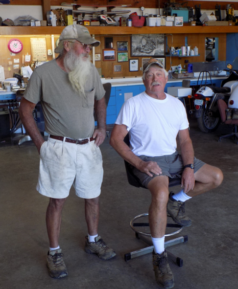 大盆地冠军查理和史蒂夫·史密斯