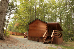 斯汤顿河州立公园的简易别墅